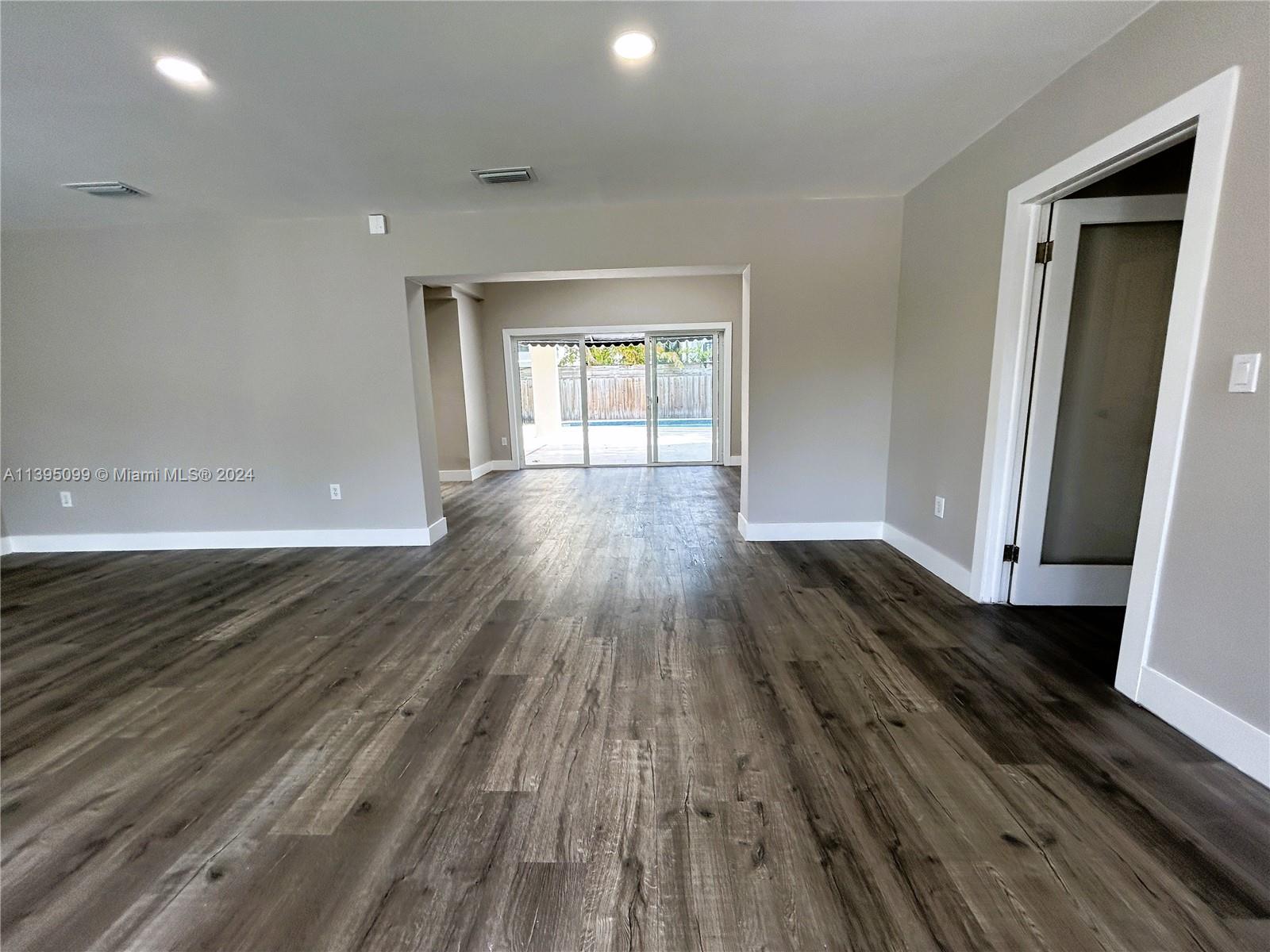 BISCAYNE KEY ESTATES - Residential