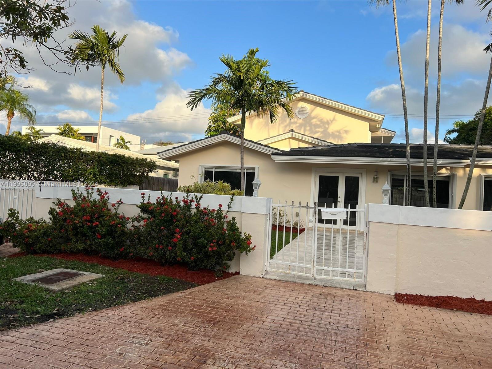 BISCAYNE KEY ESTATES - Residential