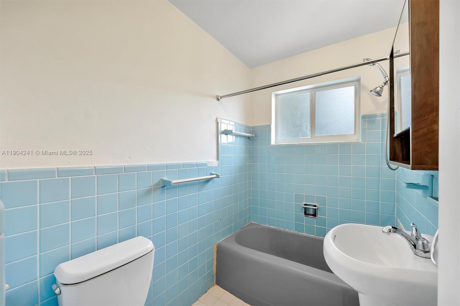 CUTLER RIDGE SEC 6 - Residential