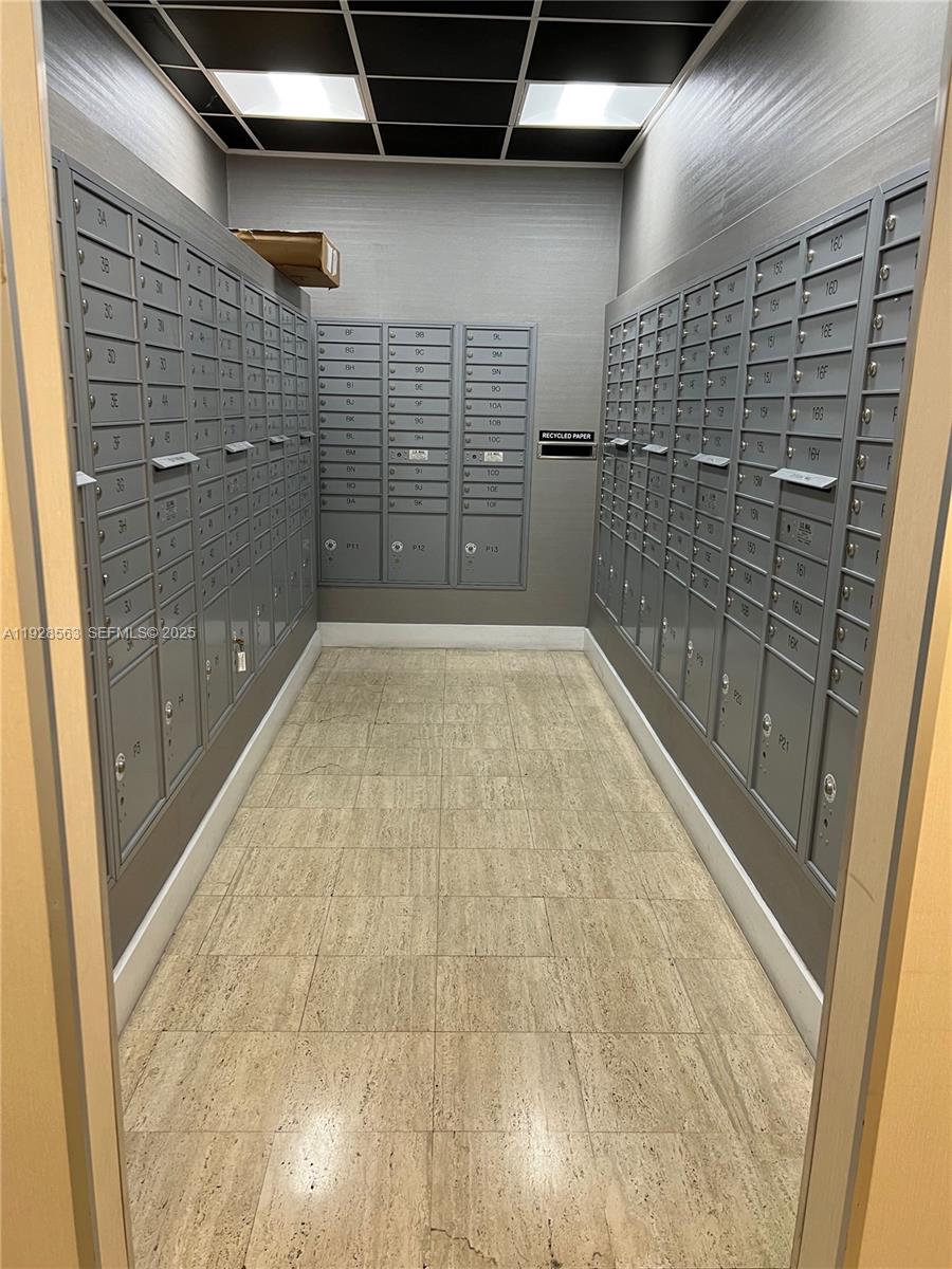 KENNEDY HOUSE CONDO - Residential