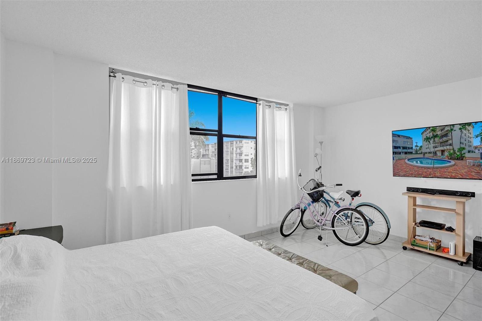 9300 HARBOR TERRACE CONDO - Residential Lease