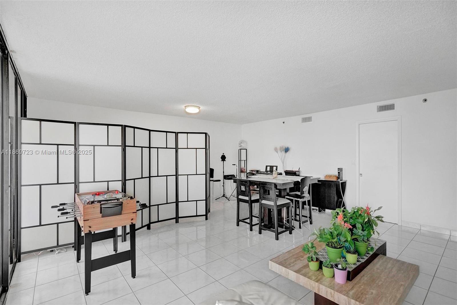 9300 HARBOR TERRACE CONDO - Residential Lease