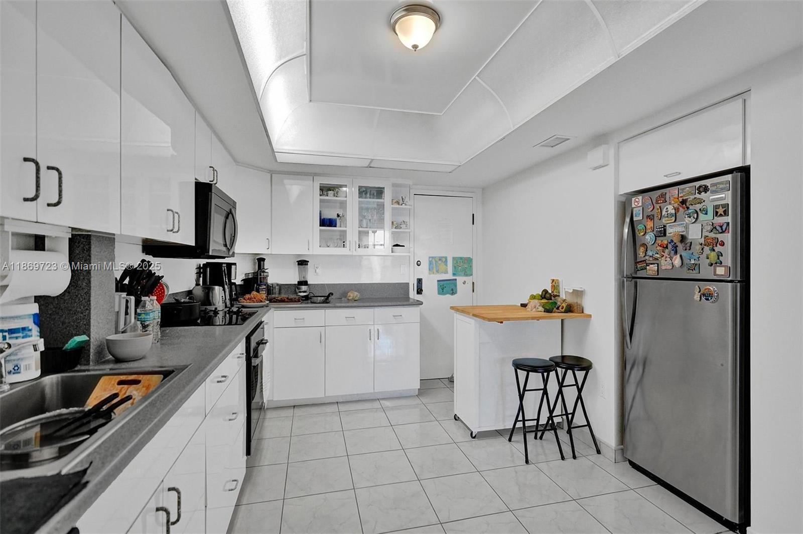 9300 HARBOR TERRACE CONDO - Residential Lease