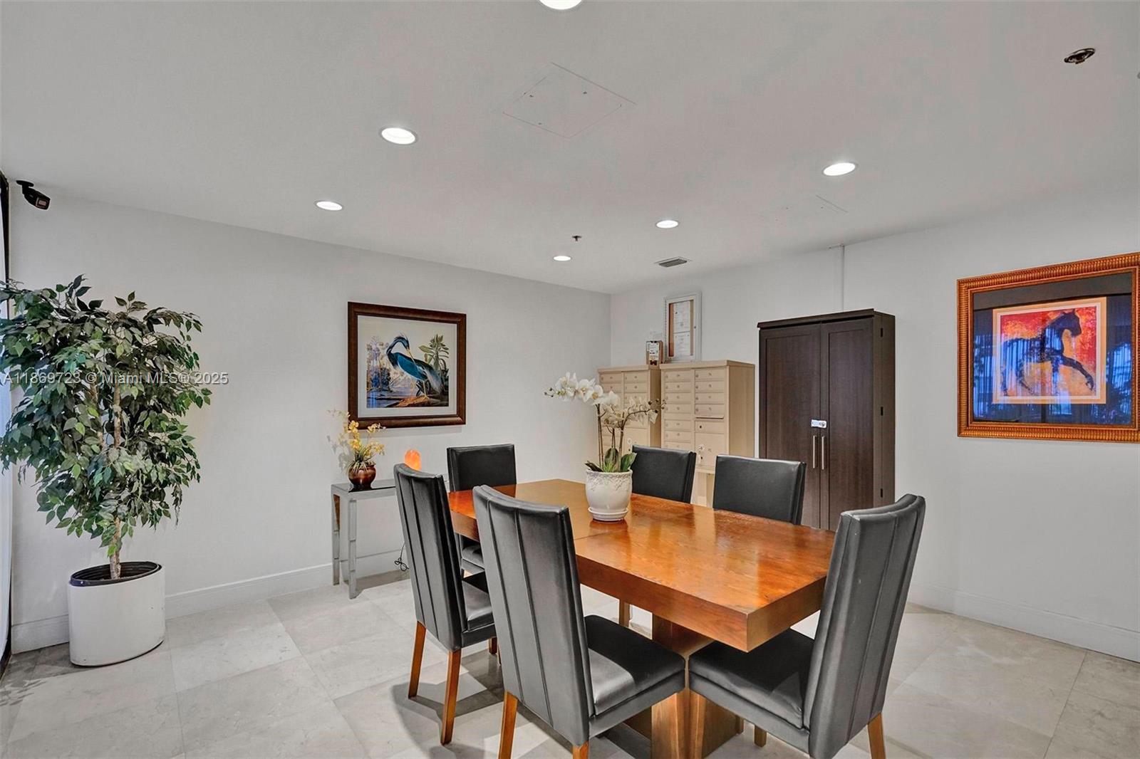 9300 HARBOR TERRACE CONDO - Residential Lease