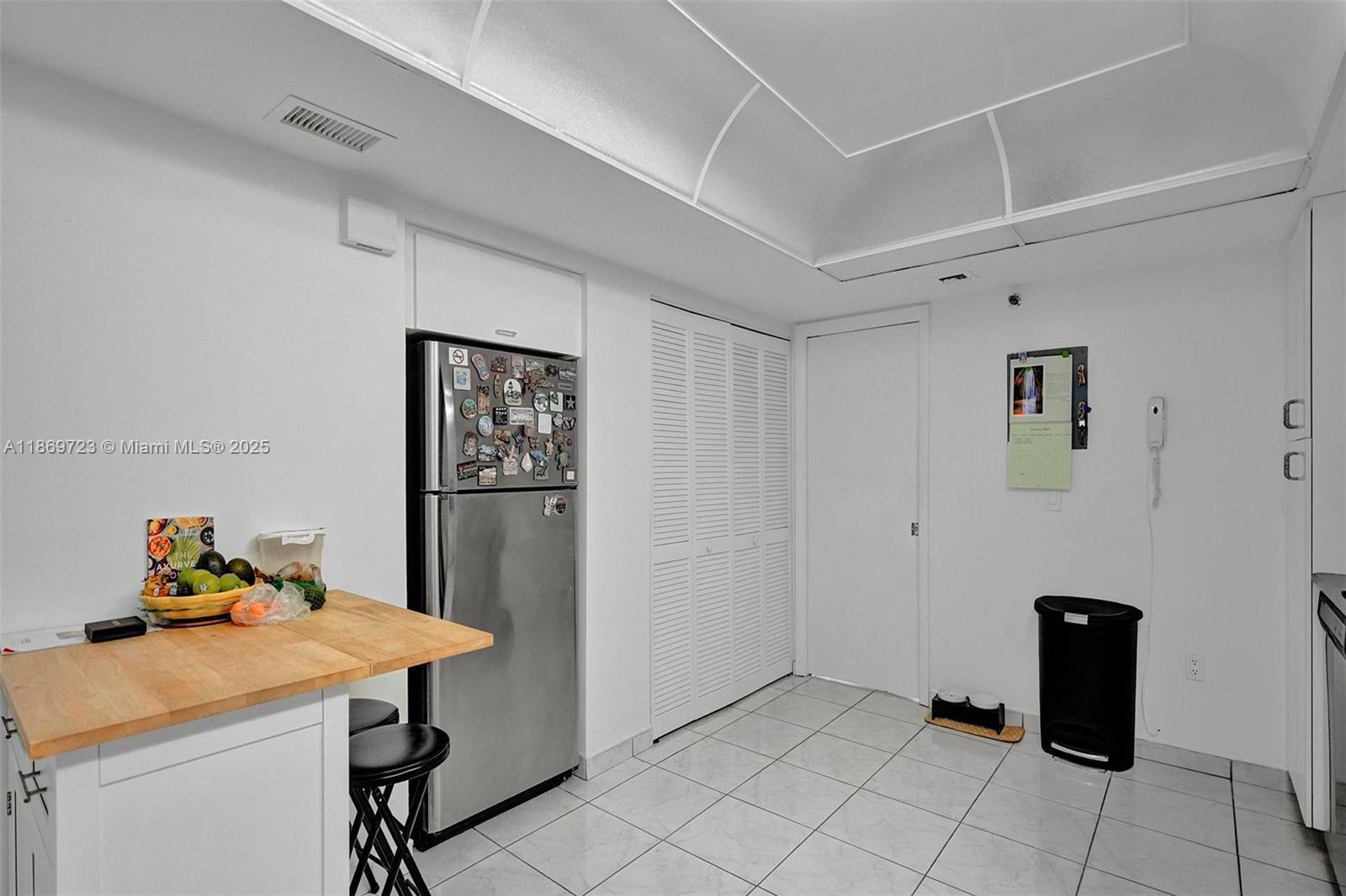 9300 HARBOR TERRACE CONDO - Residential Lease