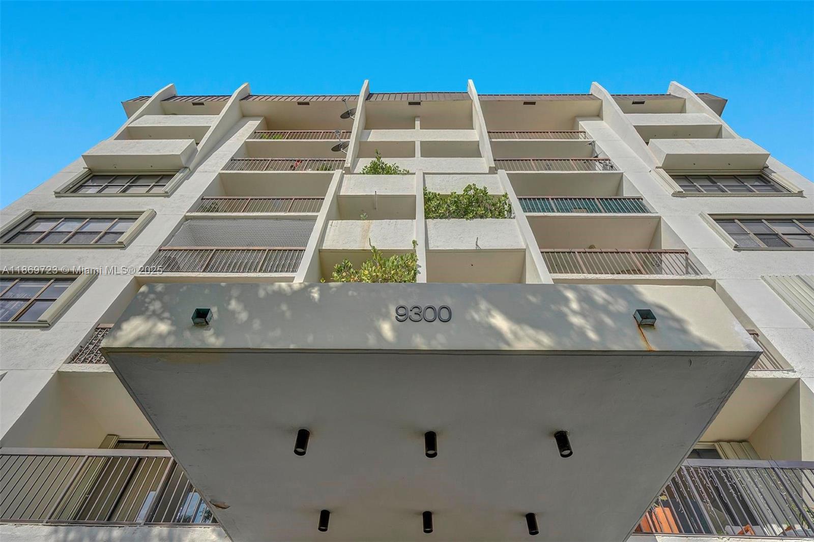 9300 HARBOR TERRACE CONDO - Residential Lease