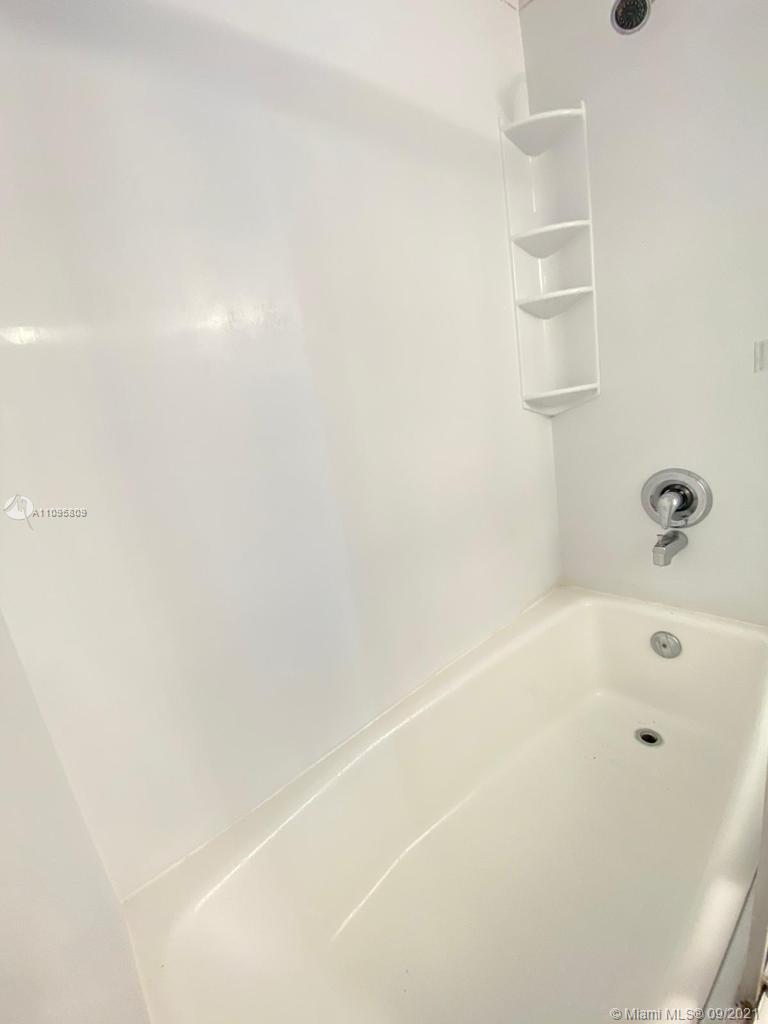SAILBOAT CAY CONDO - Residential Lease