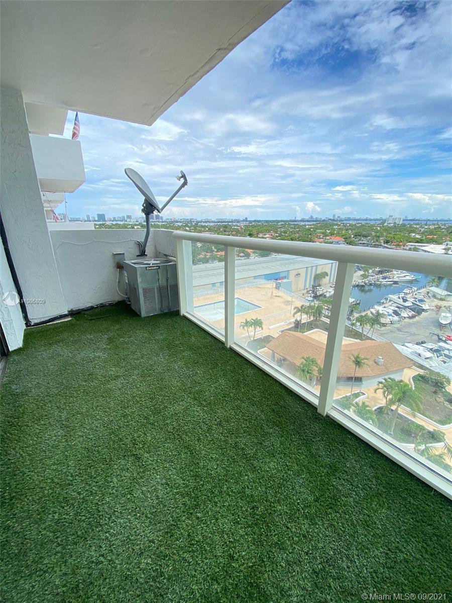 SAILBOAT CAY CONDO - Residential Lease