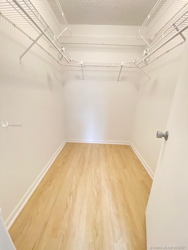 SAILBOAT CAY CONDO - Residential Lease