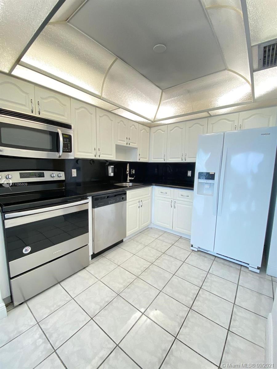 SAILBOAT CAY CONDO - Residential Lease