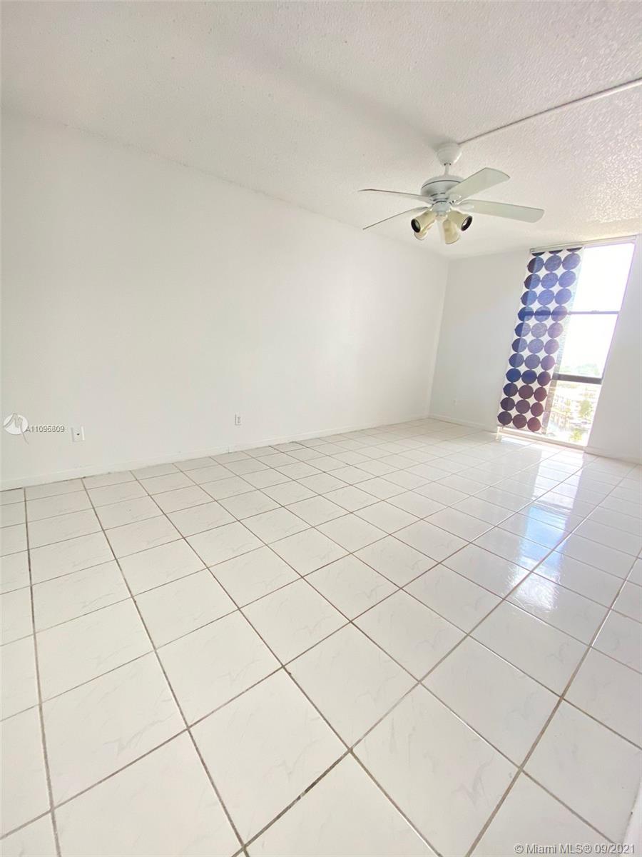 SAILBOAT CAY CONDO - Residential Lease