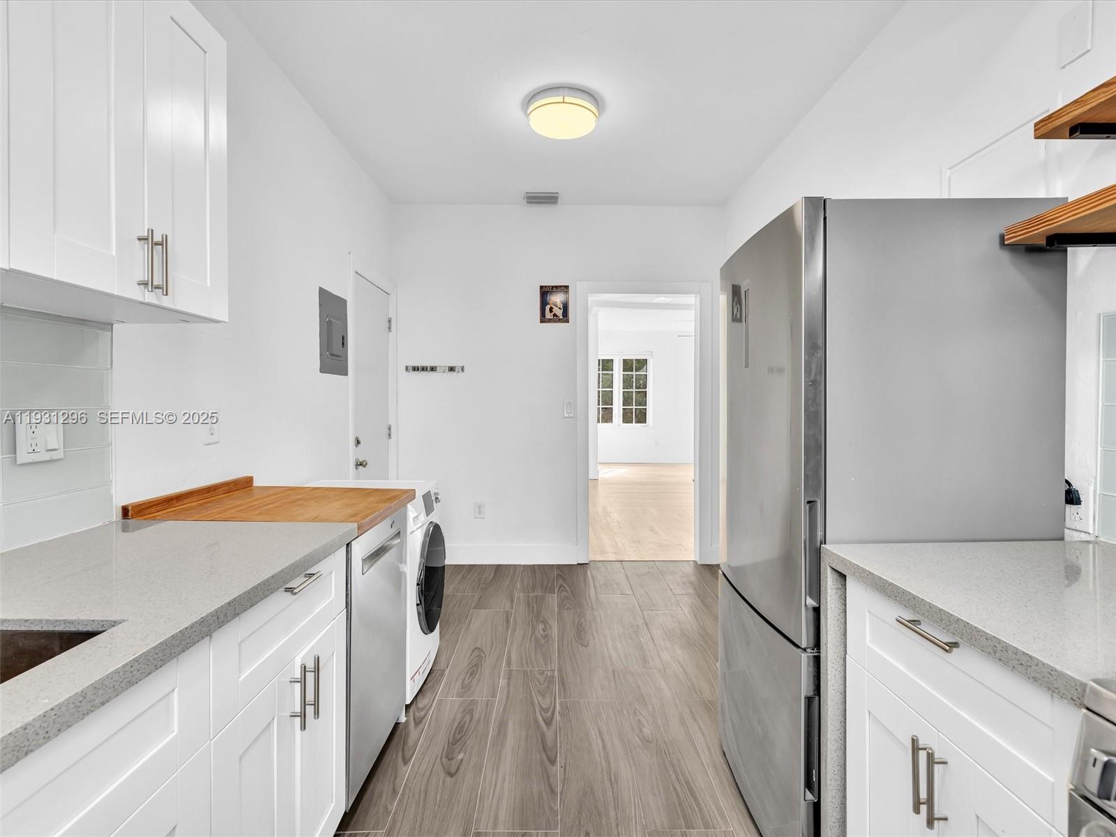 1005 MERIDIAN CONDO - Residential Lease