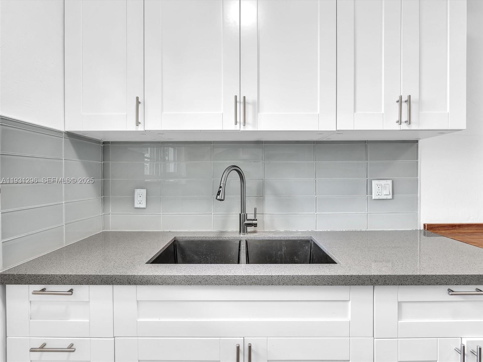 1005 MERIDIAN CONDO - Residential Lease