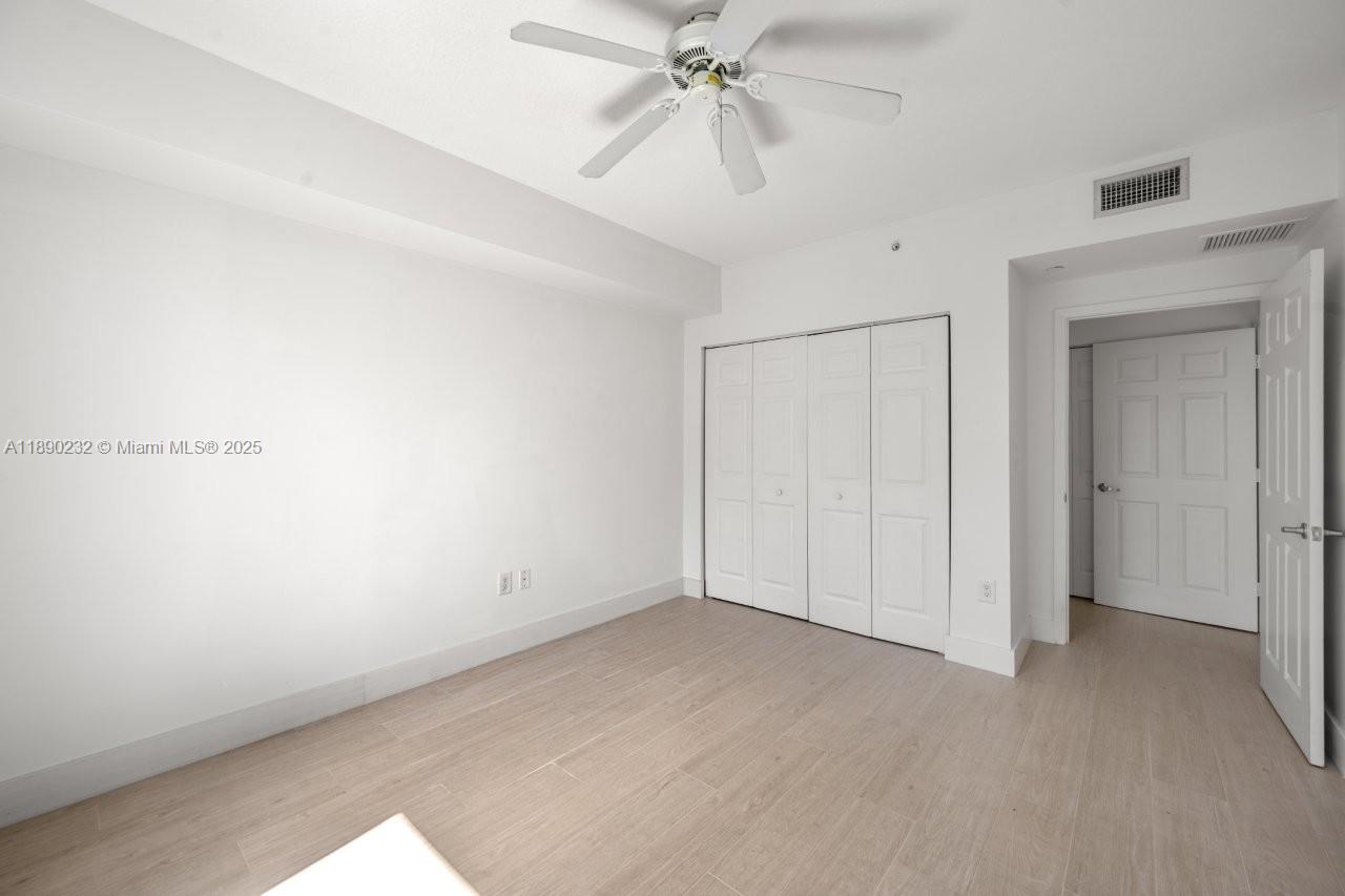Veranda Condo - Residential Lease