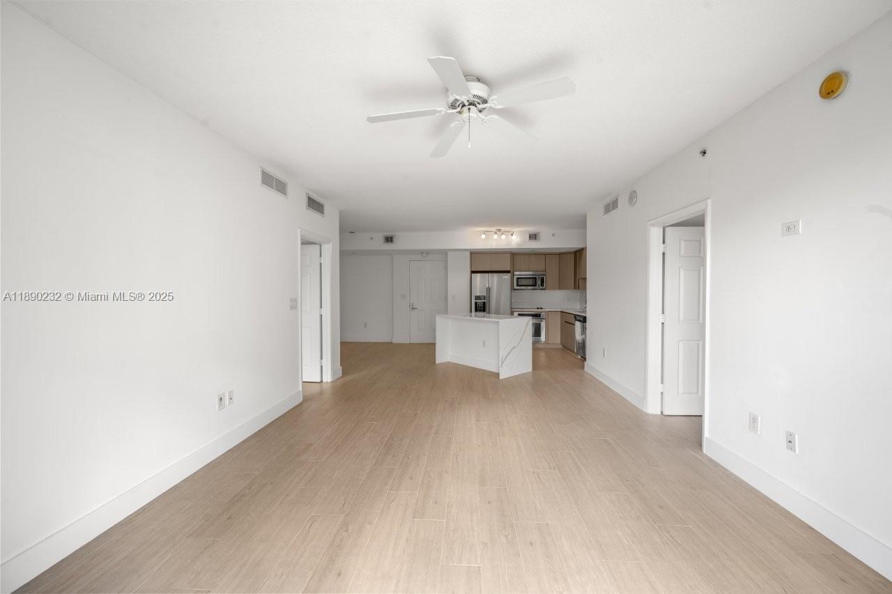 Veranda Condo - Residential Lease