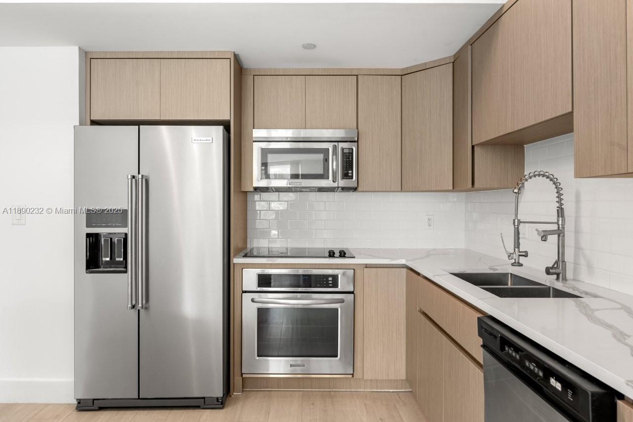 Veranda Condo - Residential Lease