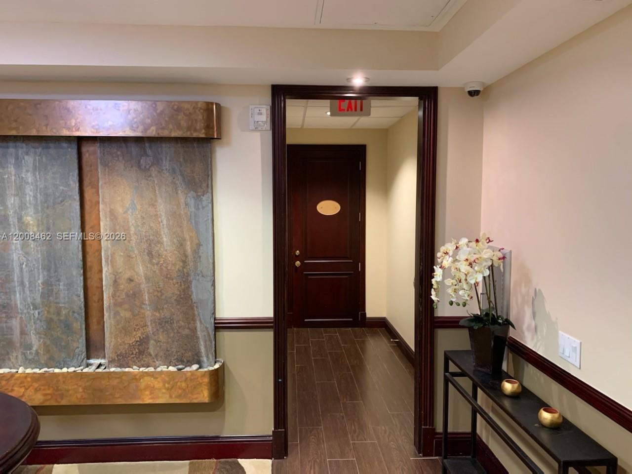 2750 NE 185th St 202