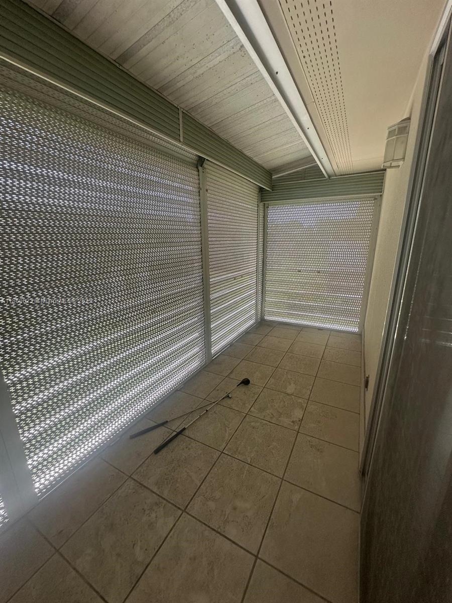 KINGS POINT MONACO CONDOS - Residential