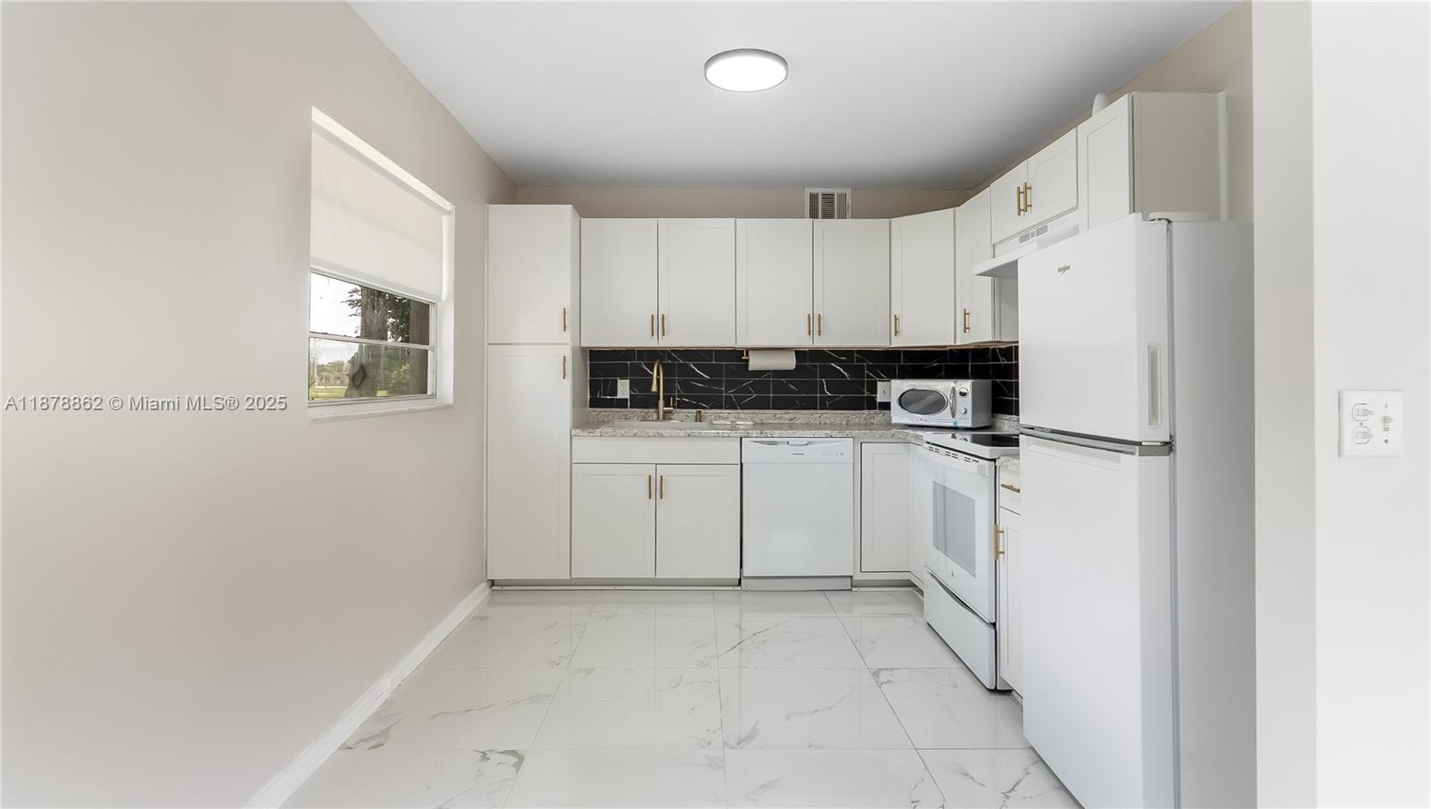 NEW HAMPTON AT CENTURY VI - Residential