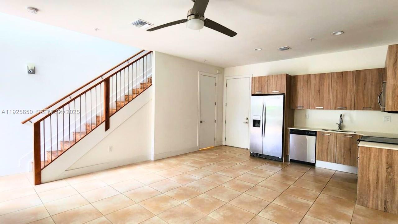 URBAN VILLAGE AT 5TH AVE - Residential Lease