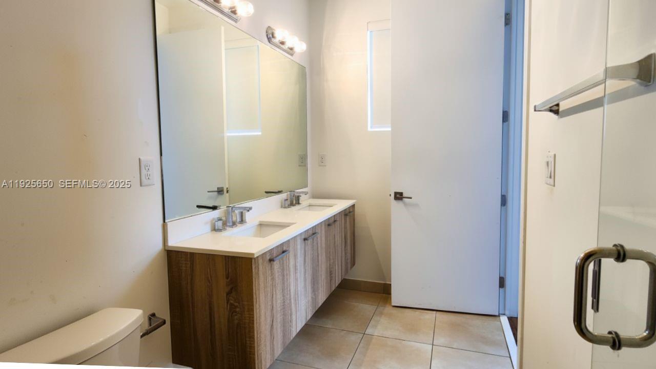 URBAN VILLAGE AT 5TH AVE - Residential Lease