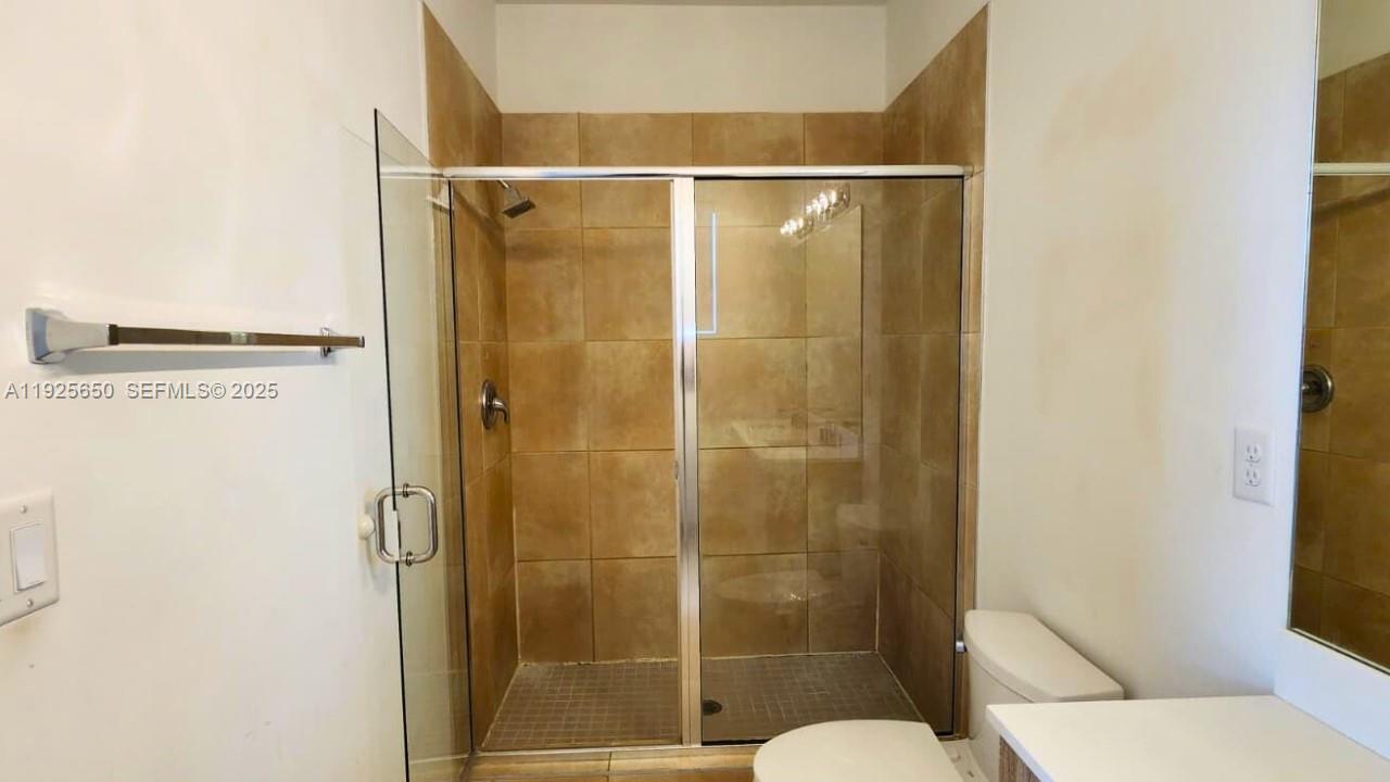 URBAN VILLAGE AT 5TH AVE - Residential Lease