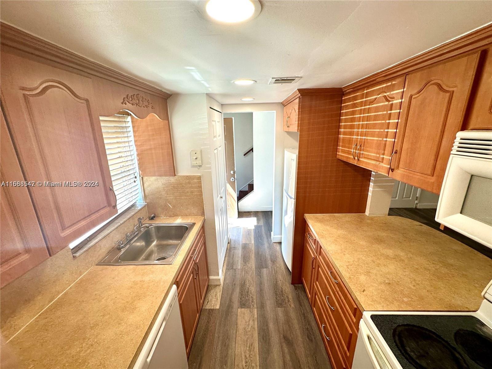 BLUEBERRY HILL II CONDO - Residential