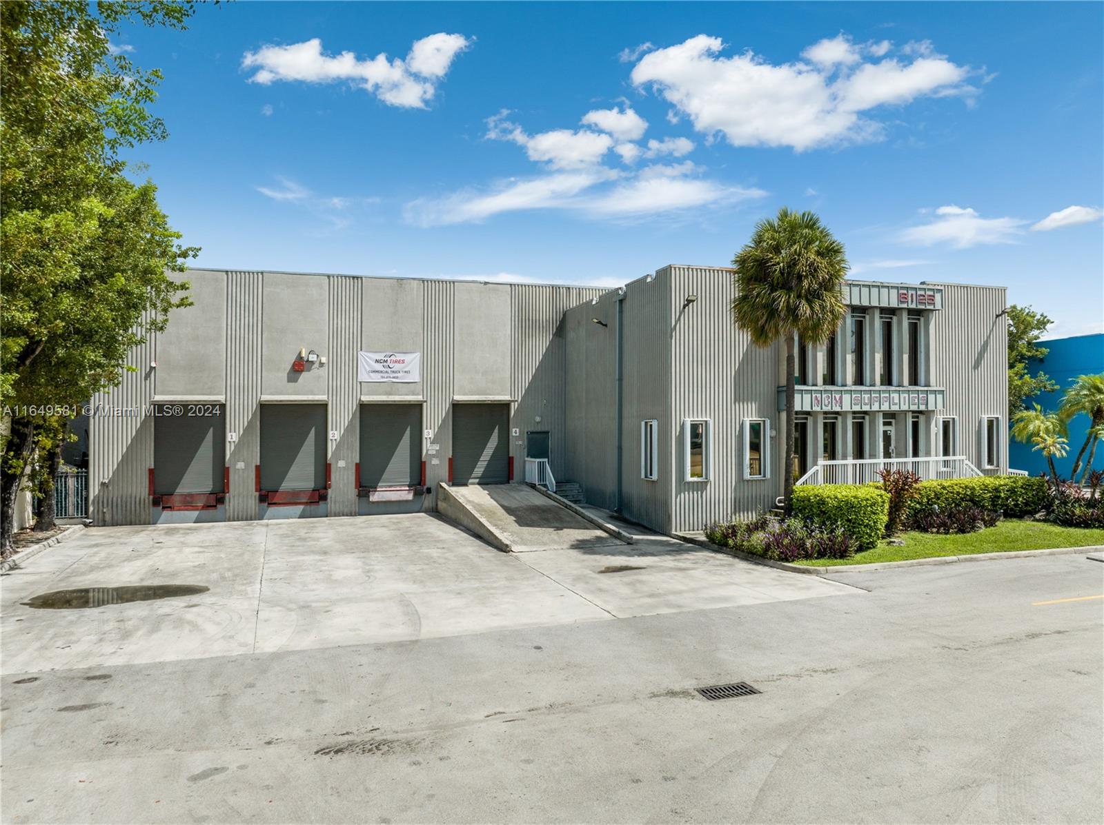 8125 NW 64th St
