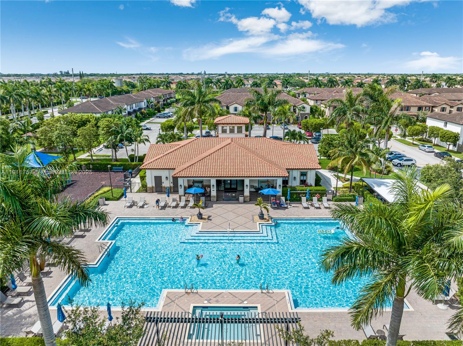 COCO PALM ESTATES - Residential