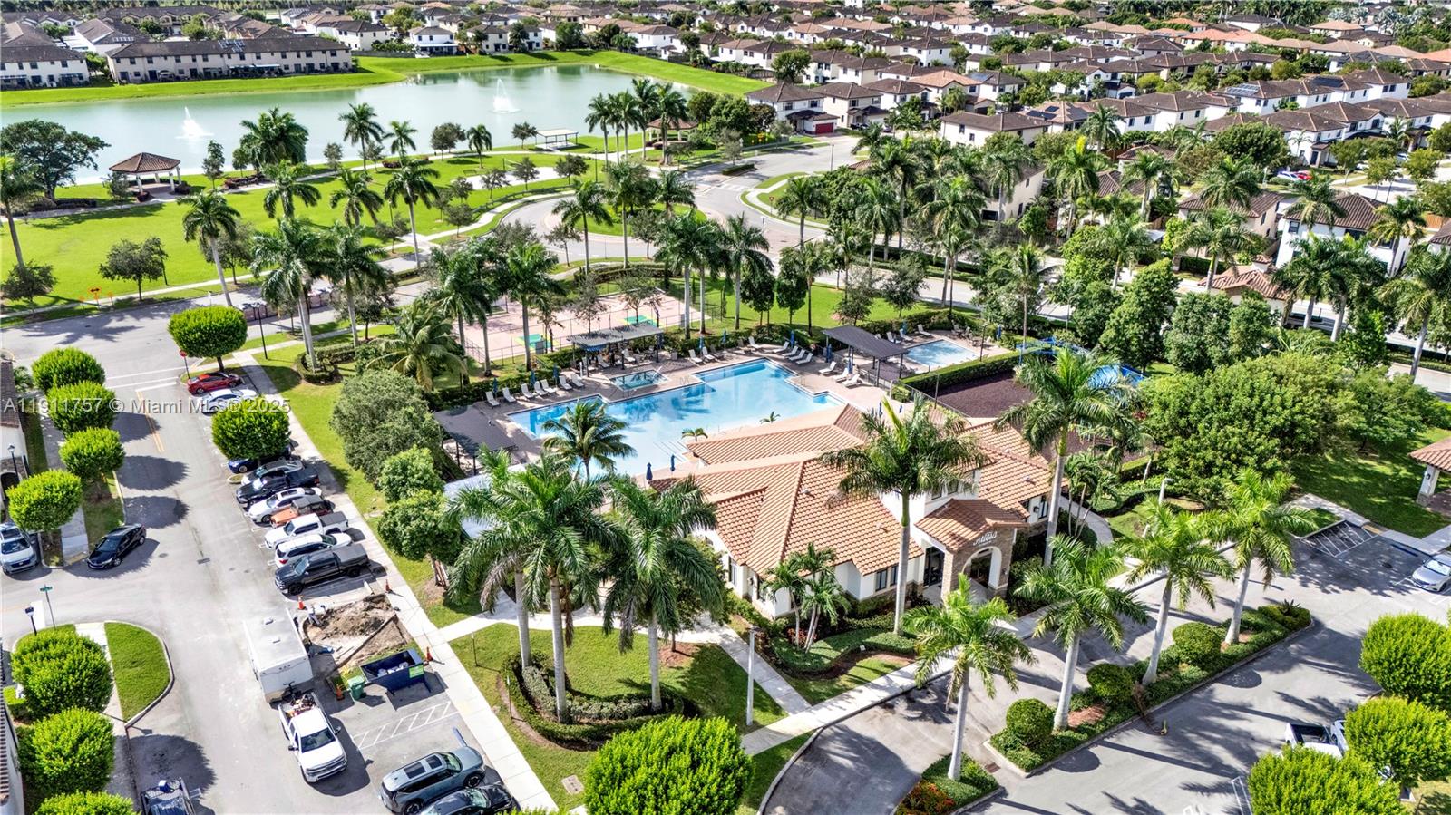 COCO PALM ESTATES - Residential