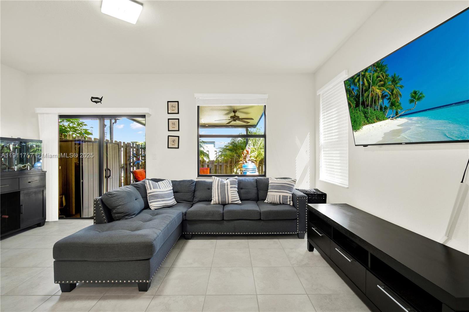 COCO PALM ESTATES - Residential