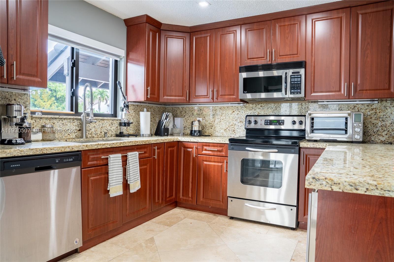 SUNSET HARBOUR SEC 2 - Residential