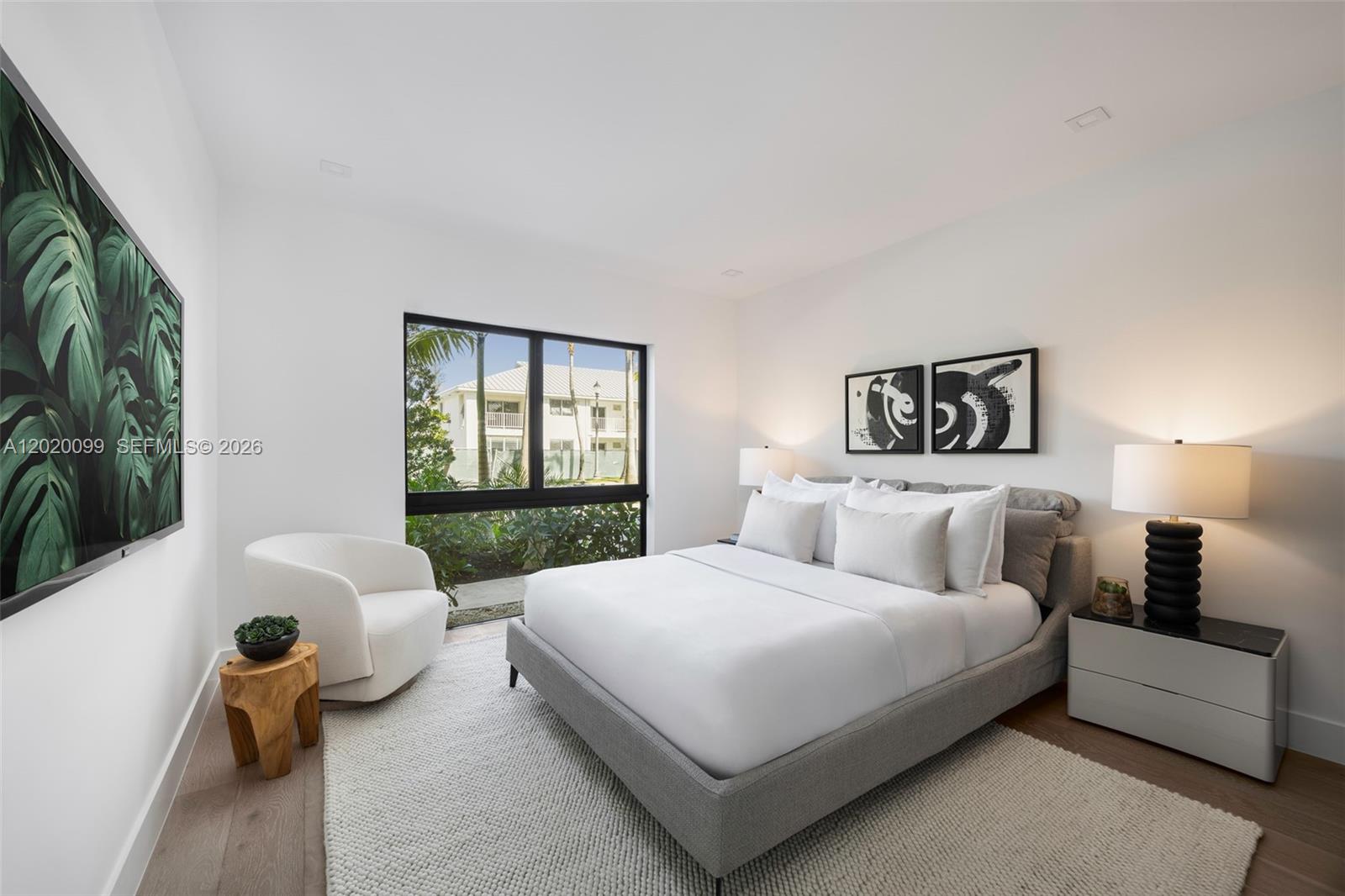 BAHAMA HOUSE SOUTH CONDO - Residential