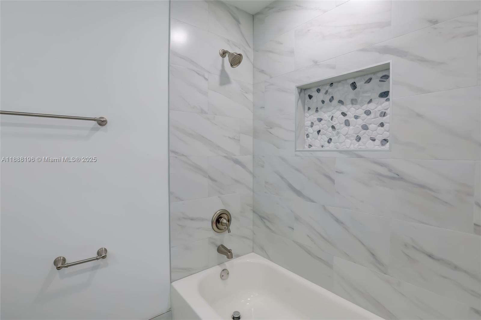 MANDARIN ISLE ADD - Residential Lease