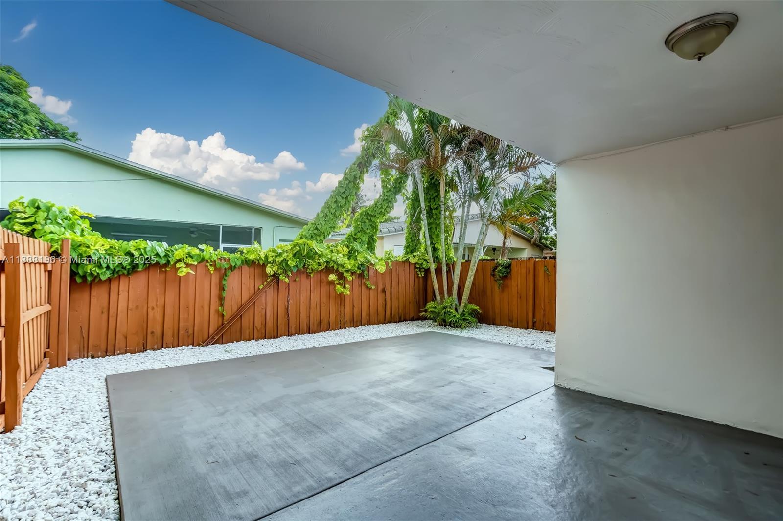 MANDARIN ISLE ADD - Residential Lease
