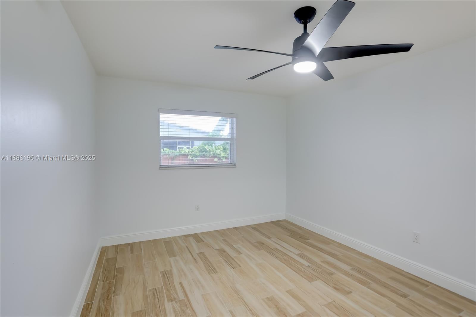 MANDARIN ISLE ADD - Residential Lease