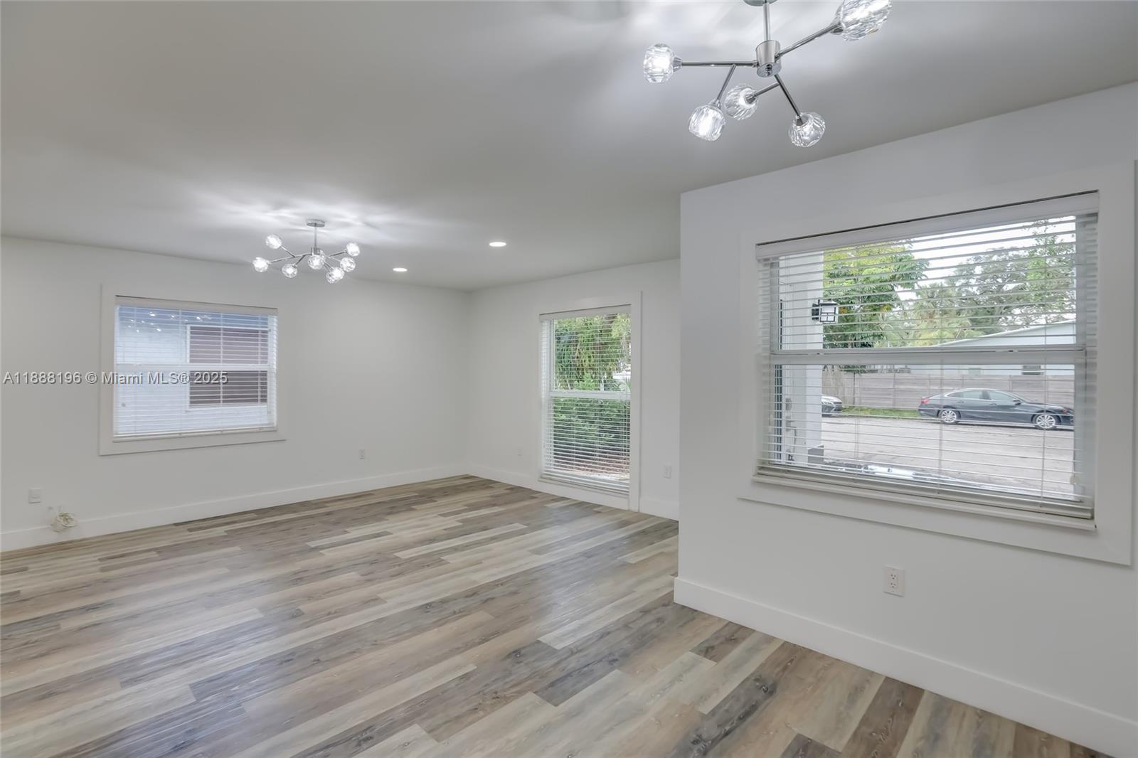 MANDARIN ISLE ADD - Residential Lease