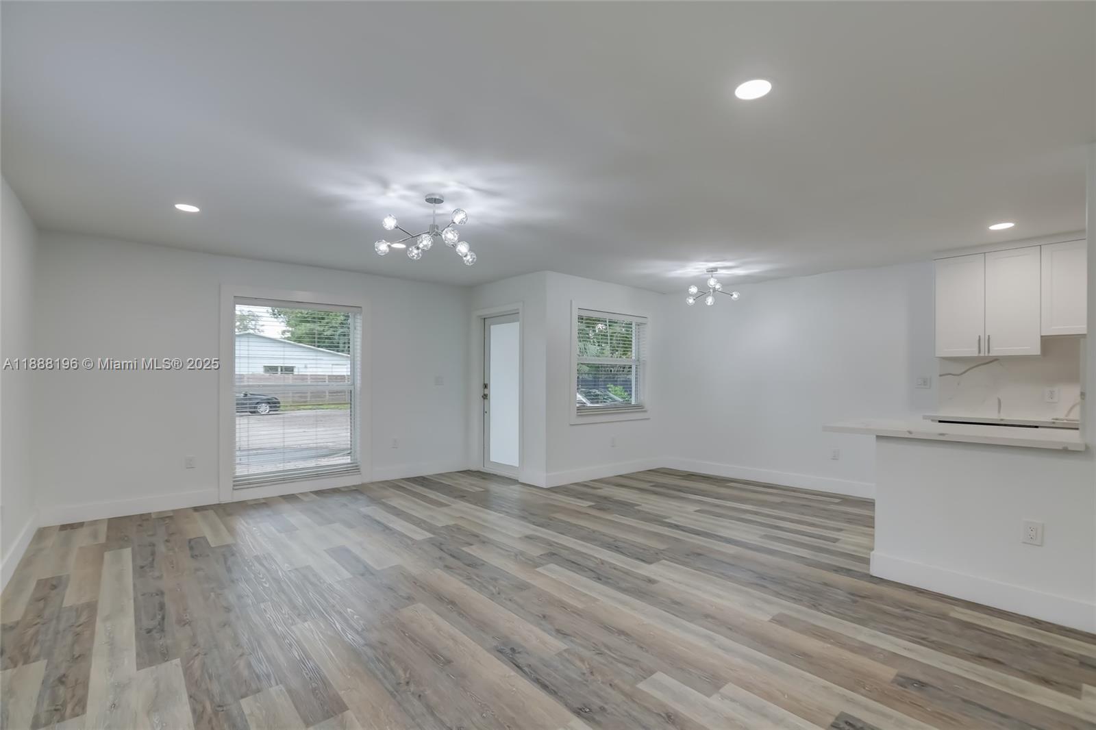 MANDARIN ISLE ADD - Residential Lease