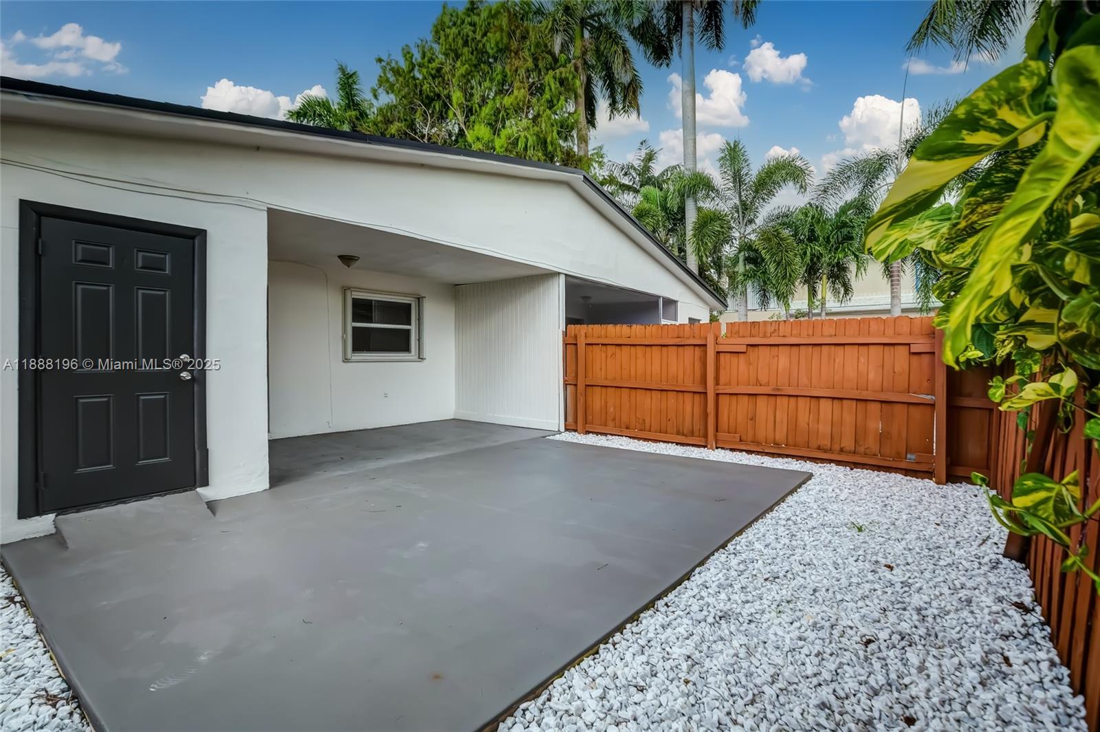 MANDARIN ISLE ADD - Residential Lease