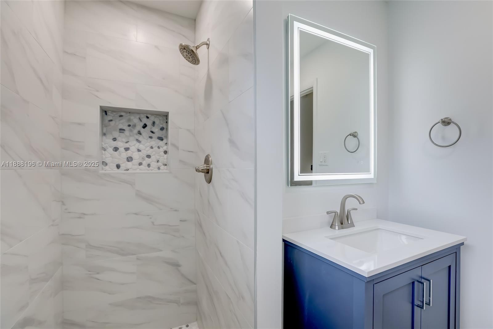 MANDARIN ISLE ADD - Residential Lease