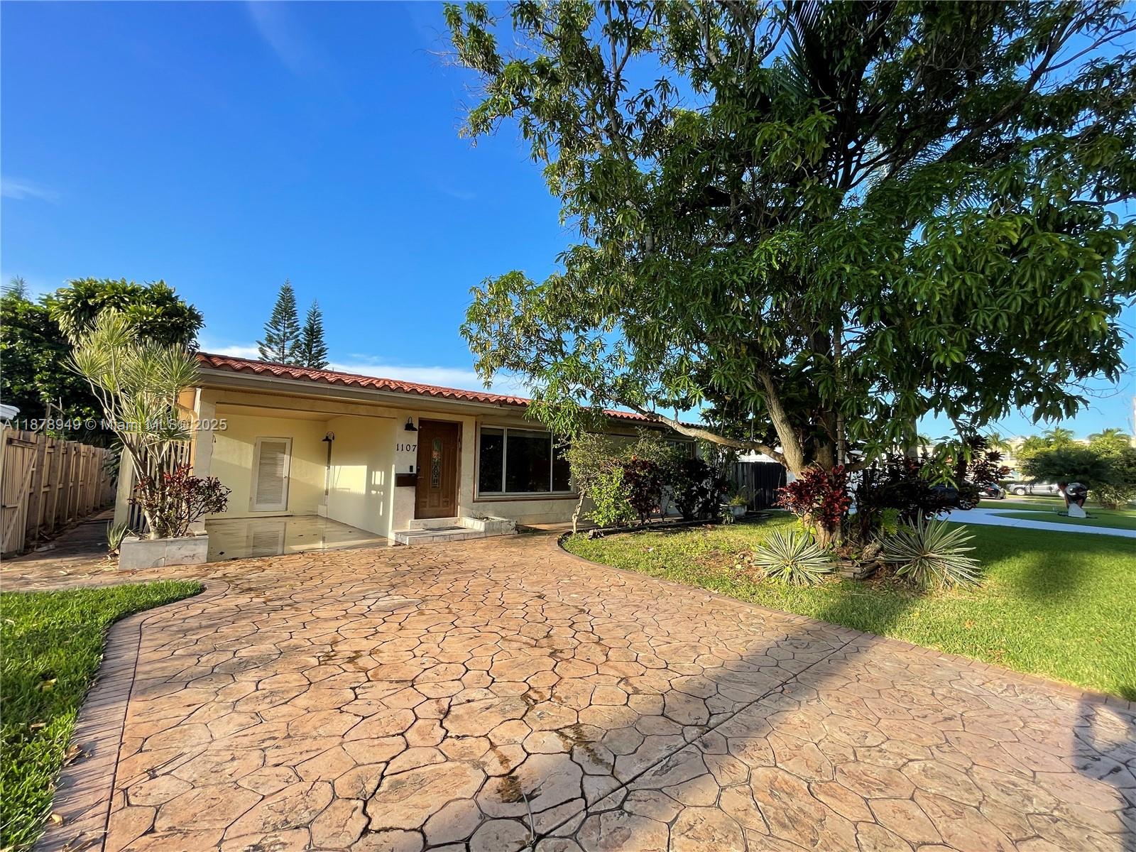 GULFSTREAM ESTATES NO 2 - Residential Lease