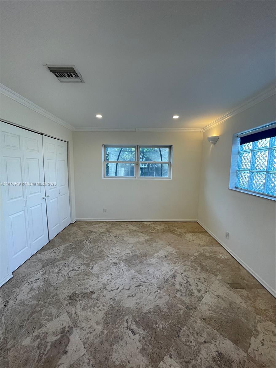 GULFSTREAM ESTATES NO 2 - Residential Lease