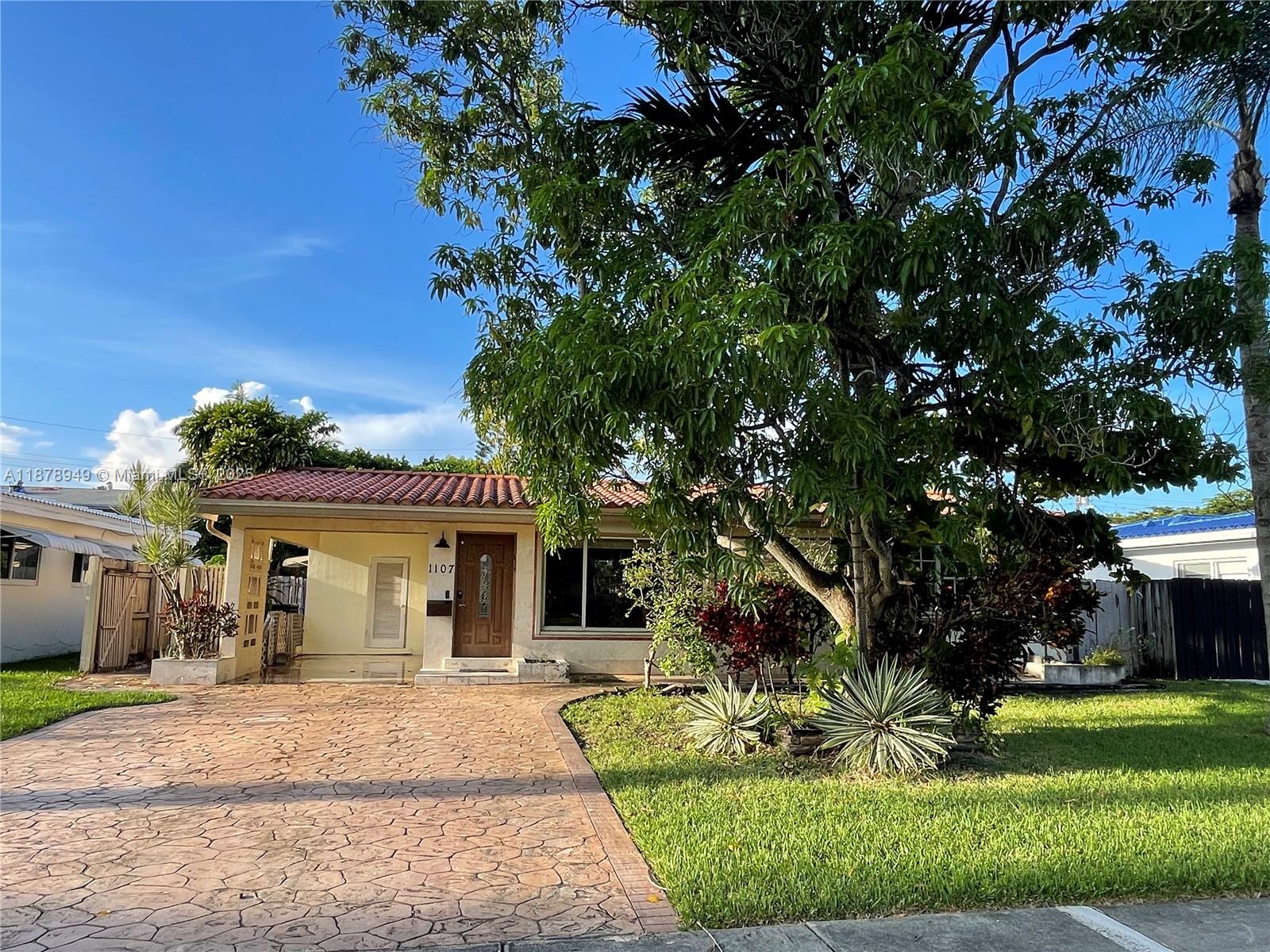 GULFSTREAM ESTATES NO 2 - Residential Lease