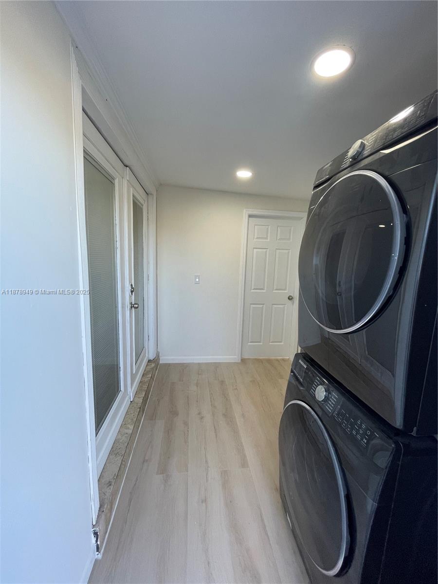 GULFSTREAM ESTATES NO 2 - Residential Lease