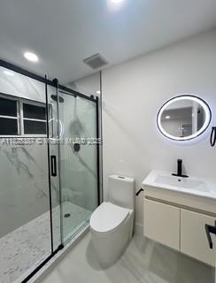 HOLLYWOOD LAWNS - Residential