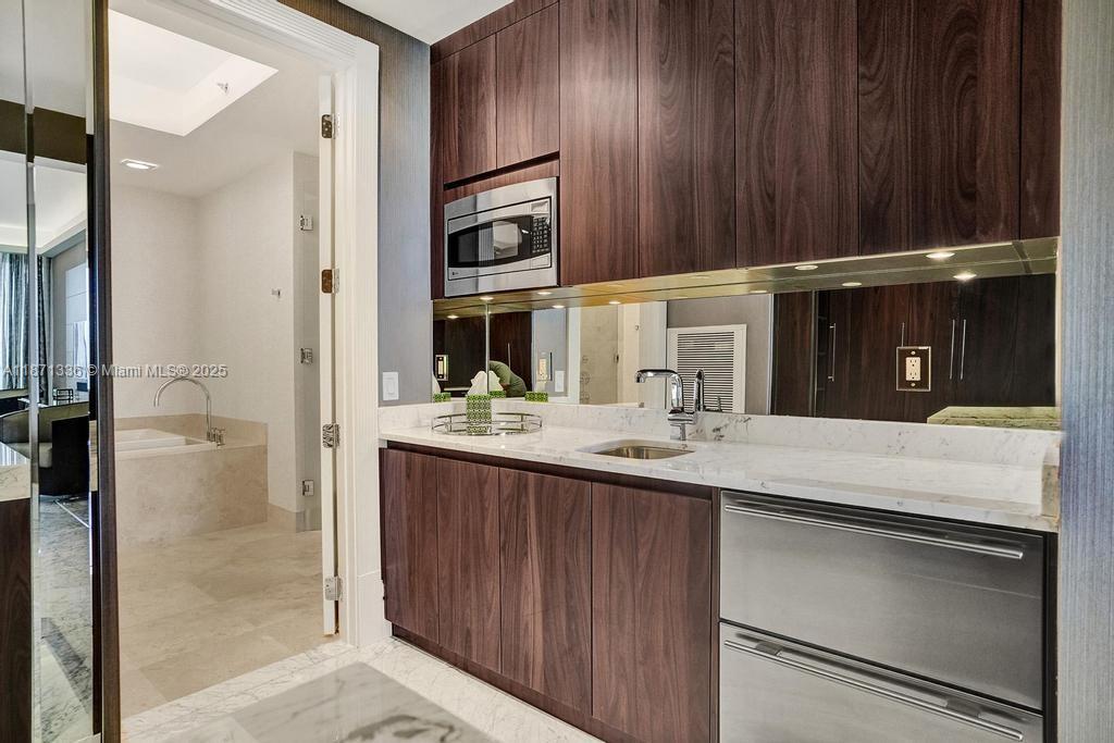 BAL HARBOUR NORTH SOUTH C - Residential