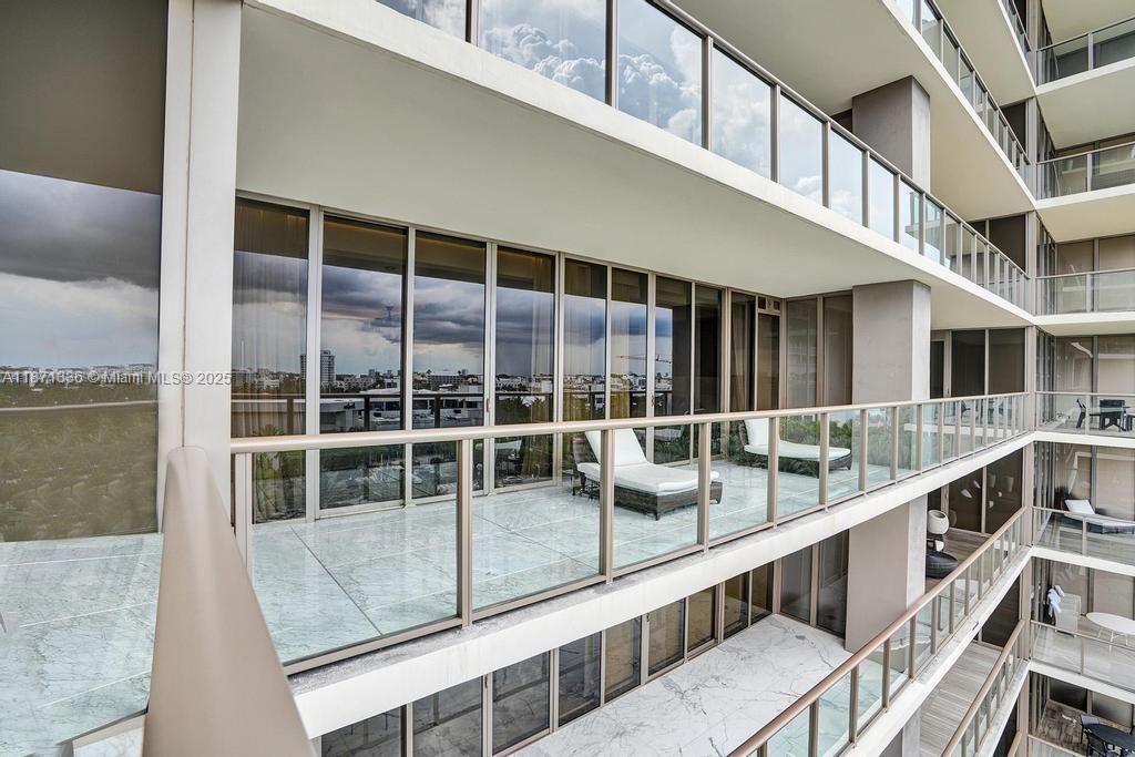 BAL HARBOUR NORTH SOUTH C - Residential