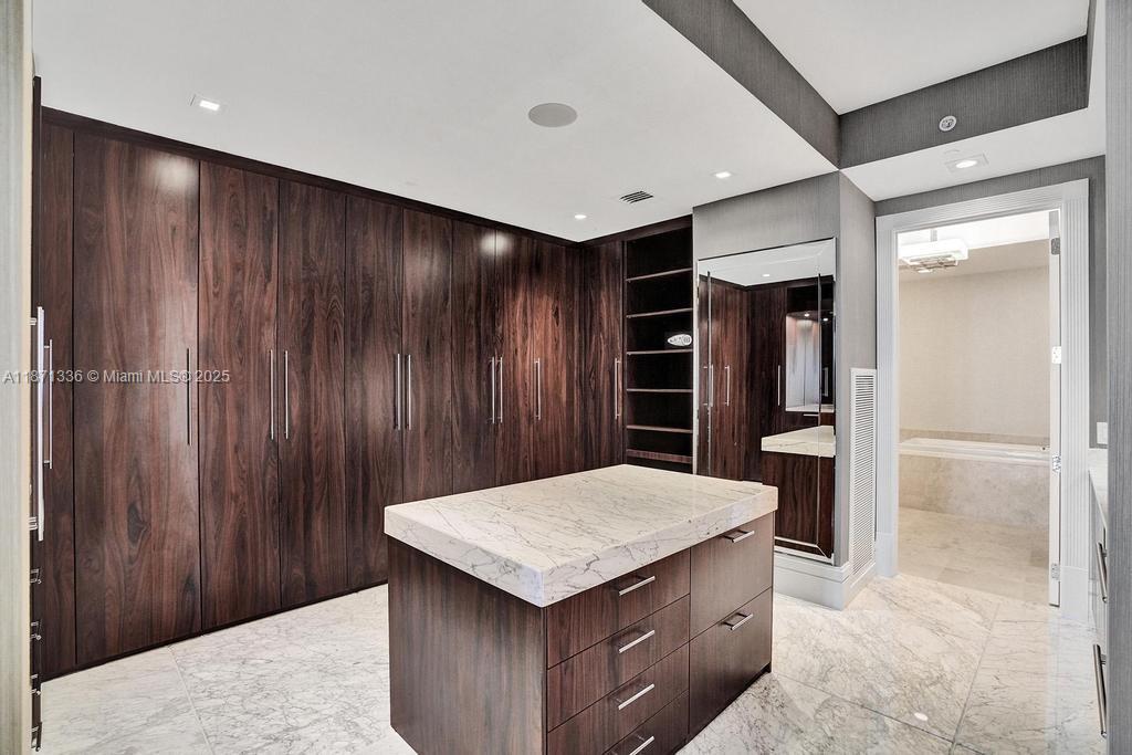 BAL HARBOUR NORTH SOUTH C - Residential