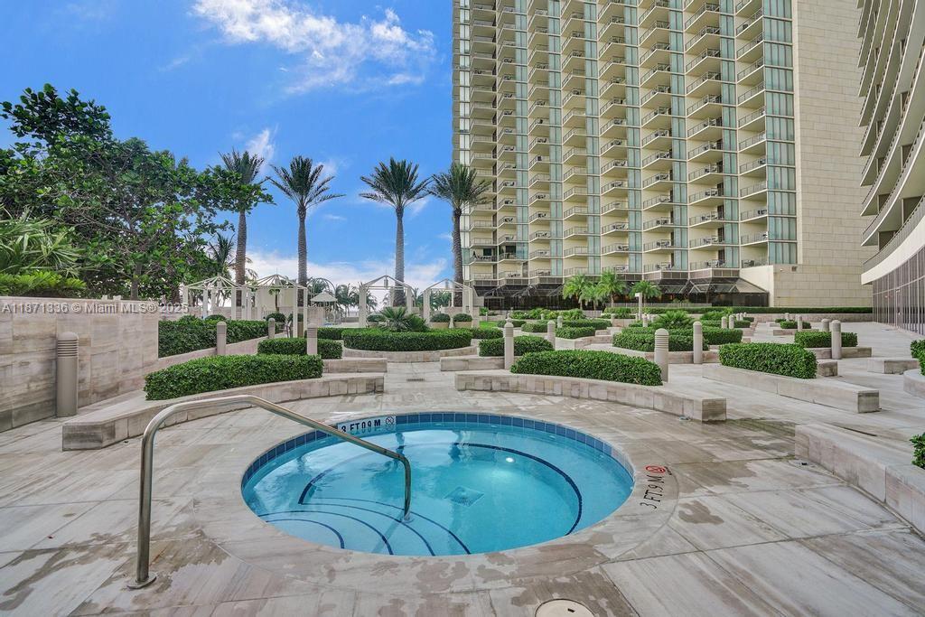 BAL HARBOUR NORTH SOUTH C - Residential