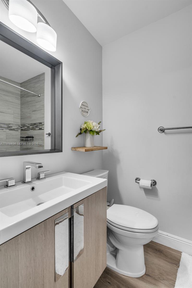 LAND SECTION 8 - Residential